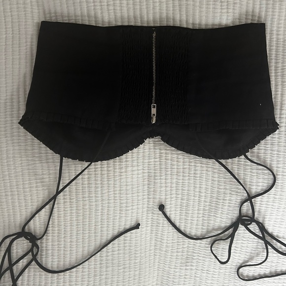 Reformation Linen Matching Set - Picture 4 of 8